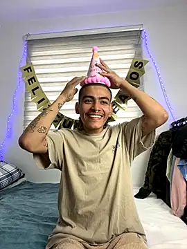 Snapshot of sorry-mom69 chatting on October 2025 02:49:01 PM sorry-mom69 online show from October 2025 02:49:01 PM