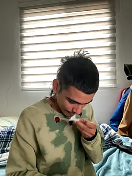 Snapshot of sorry-mom69 chatting on October 2025 12:28:02 PM sorry-mom69 online show from October 2025 12:28:02 PM