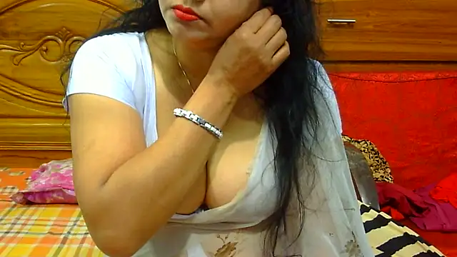 Daneldayna online show from February 2025 06:44:01 PM