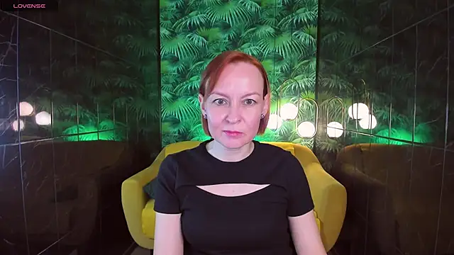 Snapshot of NikaGentle chatting on December 2024 05:48:01 AM NikaGentle online show from December 2024 05:48:01 AM