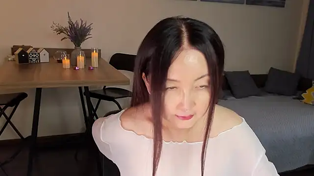 AvroraSakura online show from October 2025 01:56:02 PM