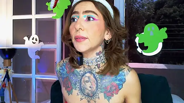 Snapshot of Evangelyne_1 chatting on October 2025 03:34:01 PM Evangelyne 1 online show from October 2025 03:34:01 PM