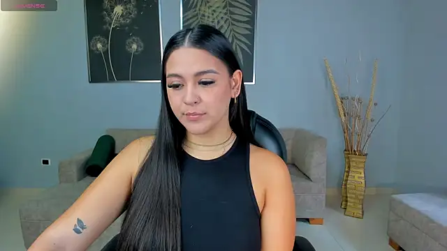 ToriCrossX online show from January 2025 12:24:02 PM