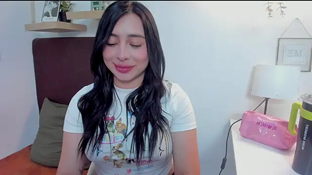 isabella jade online show from January 2025 07:05:01 PM