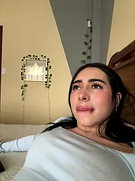 isabella jade online show from September 2025 01:46:01 PM