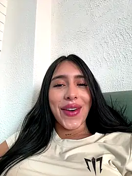 isabella jade online show from October 2025 02:09:01 PM