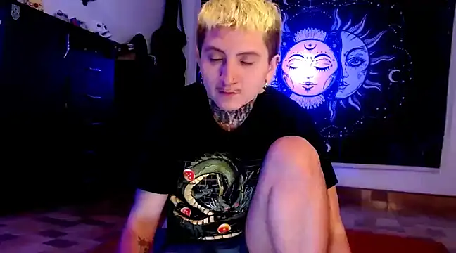 Marieblueeyes online show from January 2025 01:23:01 AM