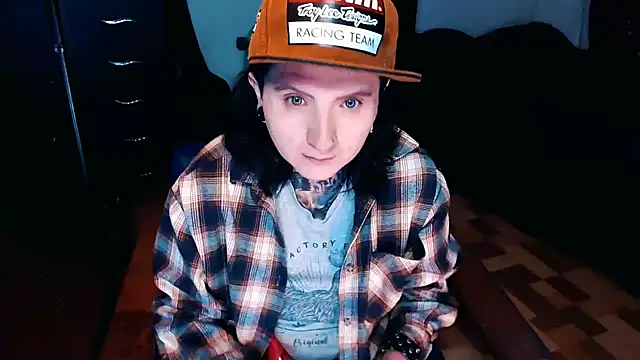 Marieblueeyes online show from October 2025 11:22:02 AM