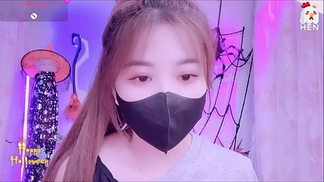 Snapshot of hen237 chatting on November 2025 12:32:01 AM hen237 online show from November 2025 12:32:01 AM