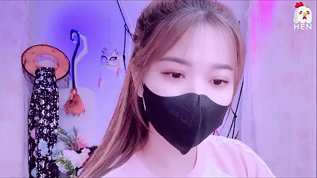 Snapshot of hen237 chatting on November 2025 04:00:01 AM hen237 online show from November 2025 04:00:01 AM