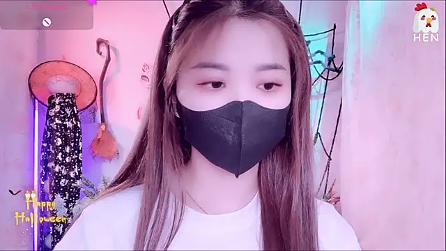 Snapshot of hen237 chatting on November 2025 02:10:02 AM hen237 online show from November 2025 02:10:02 AM