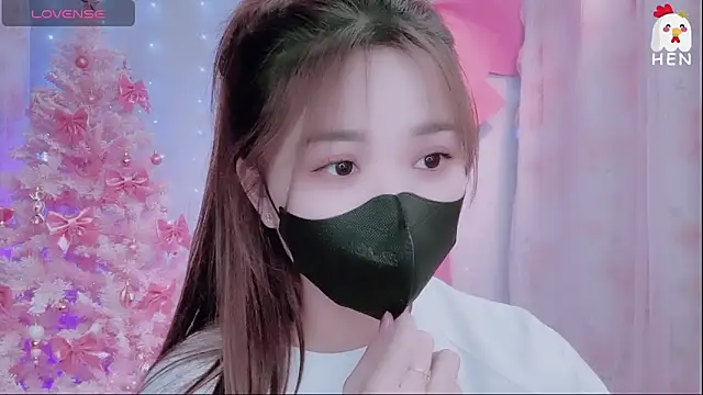 Snapshot of hen237 chatting on November 2025 09:01:02 AM hen237 online show from November 2025 09:01:02 AM