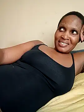 Snapshot of Nonelela chatting on October 2025 10:49:02 AM Nonelela online show from October 2025 10:49:02 AM