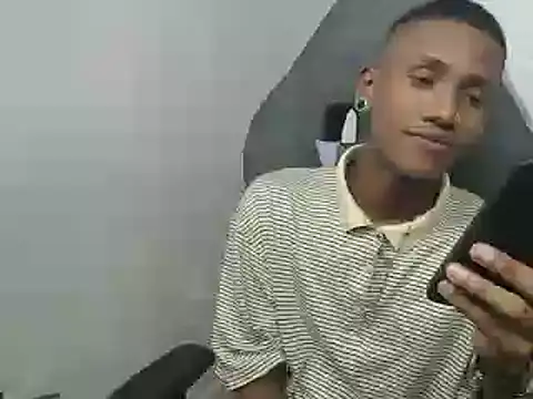 Snapshot of ManSant chatting on January 2025 06:10:01 PM ManSant online show from January 2025 06:10:01 PM