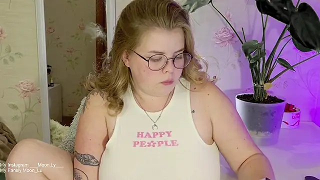 sinnamon  online show from September 2025 07:04:01 PM