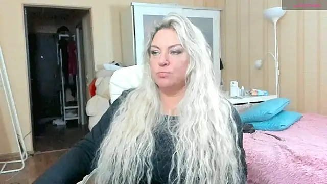 Snapshot of PamHardFuck chatting on October 2025 06:30:01 PM PamHardFuck online show from October 2025 06:30:01 PM