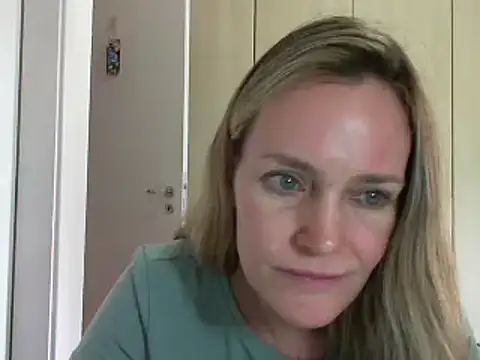 Annylove1 online show from December 2024 12:26:01 AM