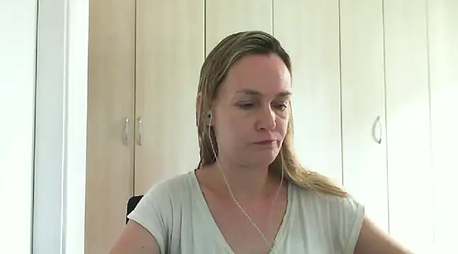 Annylove1 online show from January 2025 10:51:02 AM