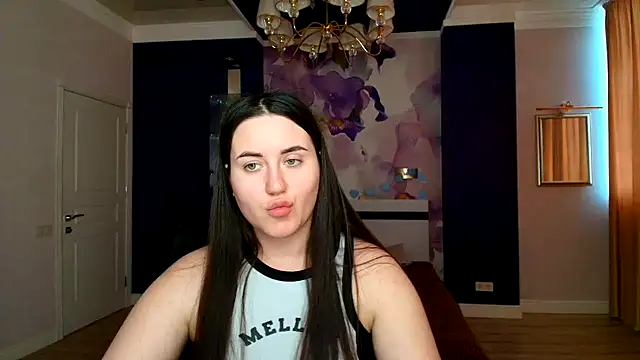 Snapshot of Roxie_Bradley chatting on February 2025 11:31:01 AM Roxie Bradley online show from February 2025 11:31:01 AM