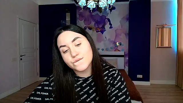 Snapshot of Roxie_Bradley chatting on February 2025 09:42:01 AM Roxie Bradley online show from February 2025 09:42:01 AM