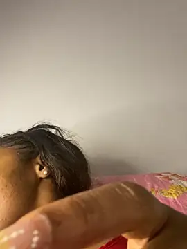  yisela  online show from October 2025 02:14:02 AM