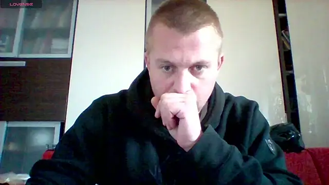 Snapshot of Matttthees chatting on October 2025 02:38:02 PM Matttthees online show from October 2025 02:38:02 PM