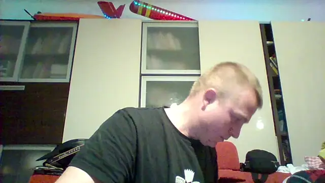 Snapshot of Matttthees chatting on October 2025 09:25:01 PM Matttthees online show from October 2025 09:25:01 PM