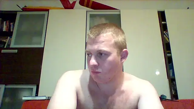 Snapshot of Matttthees chatting on October 2025 04:26:01 AM Matttthees online show from October 2025 04:26:01 AM