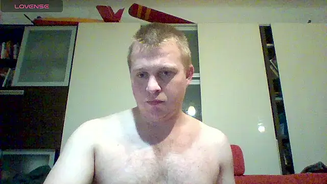 Snapshot of Matttthees chatting on October 2025 02:24:01 AM Matttthees online show from October 2025 02:24:01 AM