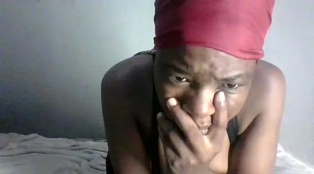 Snapshot of BeejayLoverxx chatting on February 2025 03:23:02 AM BeejayLoverxx online show from February 2025 03:23:02 AM