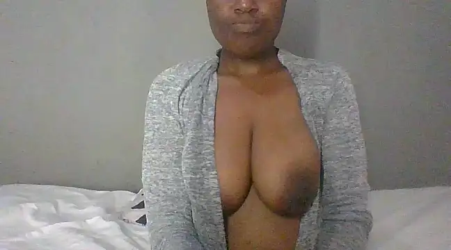 Snapshot of BeejayLoverxx chatting on March 2025 09:00:02 PM BeejayLoverxx online show from March 2025 09:00:02 PM