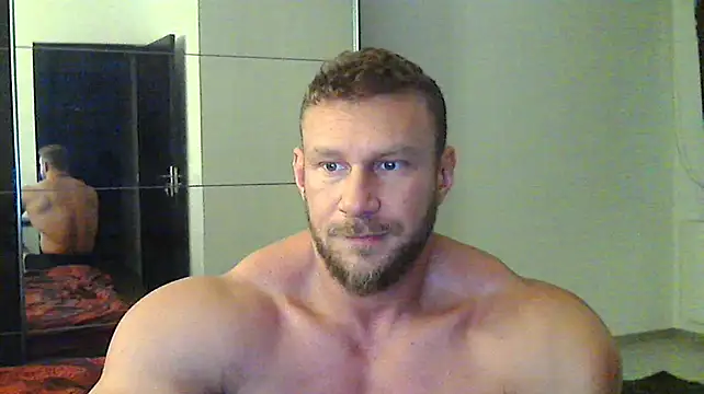 muscularkevin online show from December 2024 01:24:02 PM