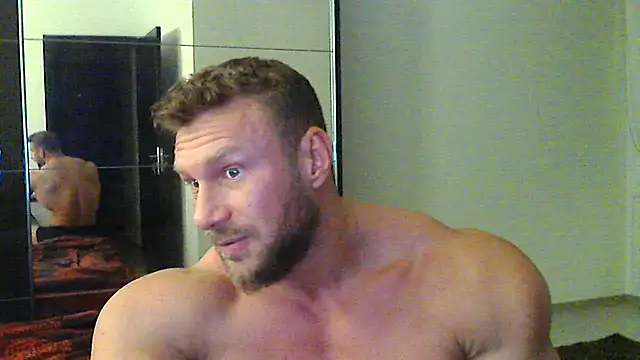 muscularkevin online show from December 2024 05:05:02 AM