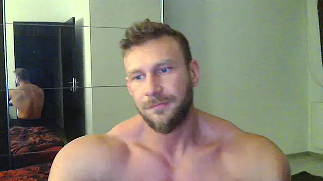 muscularkevin online show from December 2024 01:18:02 PM