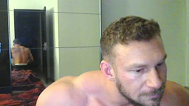 muscularkevin online show from December 2024 02:22:02 PM