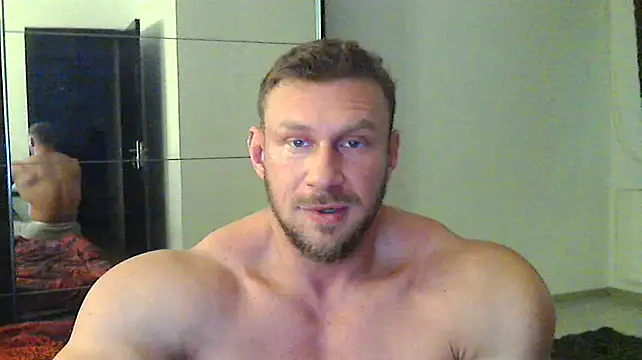 muscularkevin online show from December 2024 02:13:02 PM