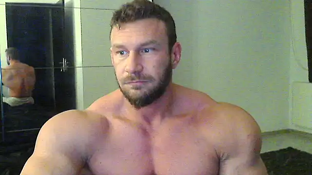 muscularkevin online show from March 2025 04:49:02 AM
