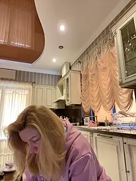 Amazoniiaa online show from February 2025 10:15:02 AM