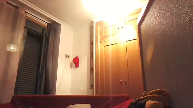 davigochi77bcn online show from December 2024 08:40:02 PM