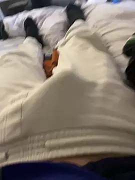 Snapshot of Luishorny19 chatting on February 2025 04:02:01 PM Luishorny19 online show from February 2025 04:02:01 PM