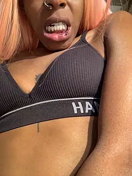 Jasmine FullsShine online show from February 2025 04:00:02 AM