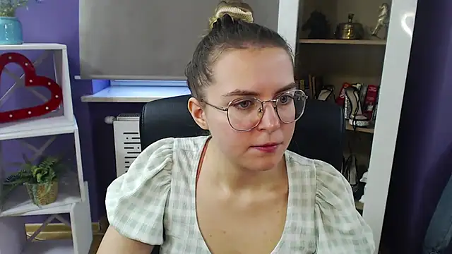 Zoey Erotic online show from December 2024 09:14:02 AM