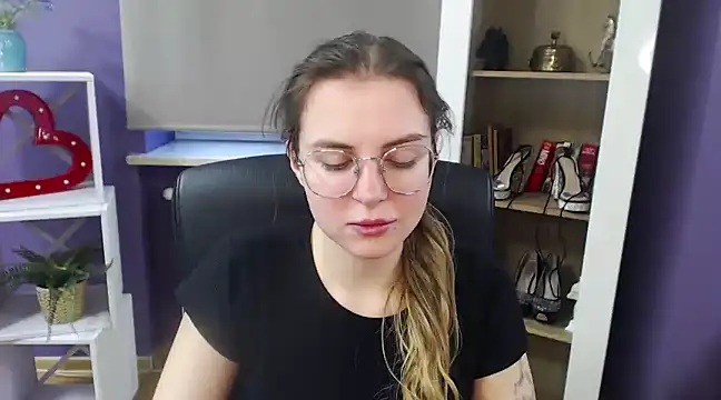 Zoey Erotic online show from December 2024 09:16:02 AM