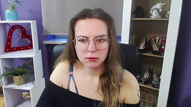 Zoey Erotic online show from March 2025 05:30:01 AM