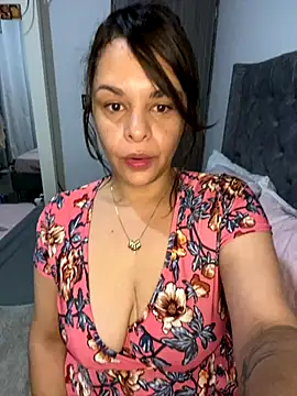 Kataliina online show from September 2025 04:14:01 AM