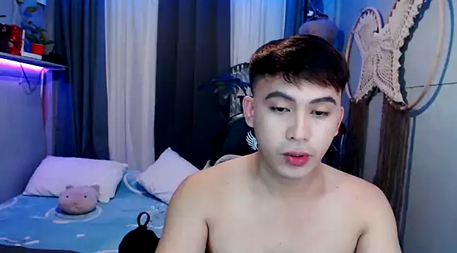 Snapshot of princeJayX chatting on February 2025 10:19:01 AM princeJayX online show from February 2025 10:19:01 AM