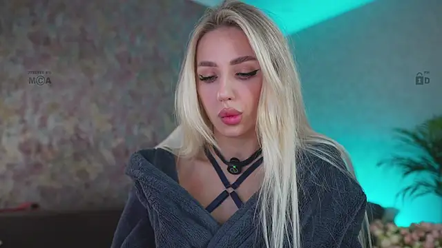 Snapshot of misstics_ chatting on November 2025 02:28:01 PM misstics online show from November 2025 02:28:01 PM