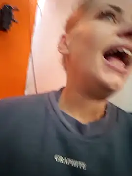 Snapshot of Keli_Jessi chatting on October 2025 01:06:02 PM Keli Jessi online show from October 2025 01:06:02 PM