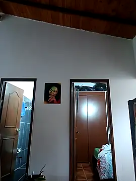 LunaZambrano online show from January 2025 03:41:01 PM