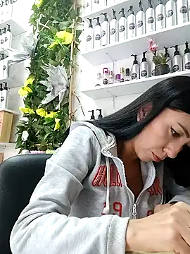 LunaZambrano online show from January 2025 08:58:01 PM